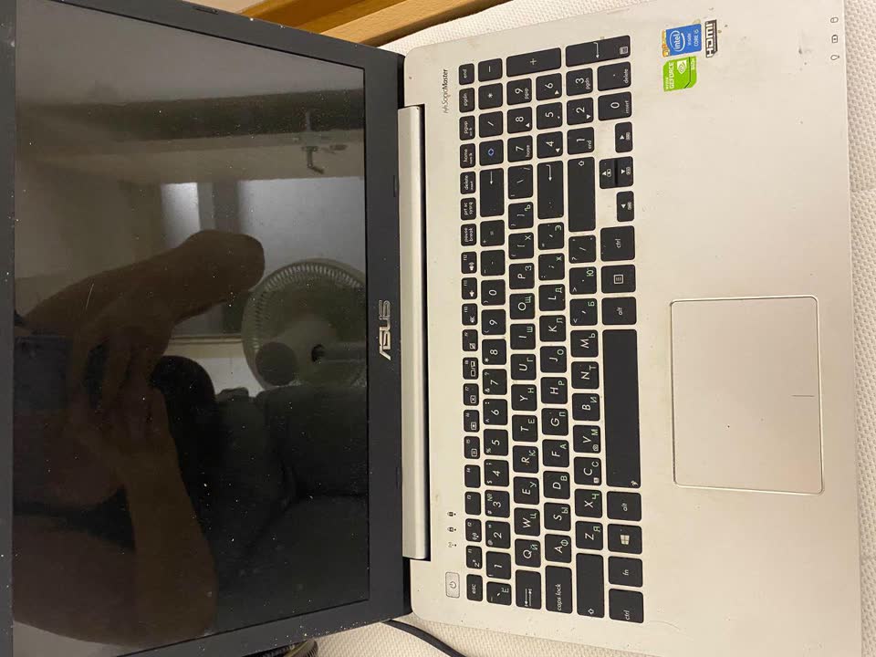 Prodajem laptop ASUS K551LN za delove / hardver