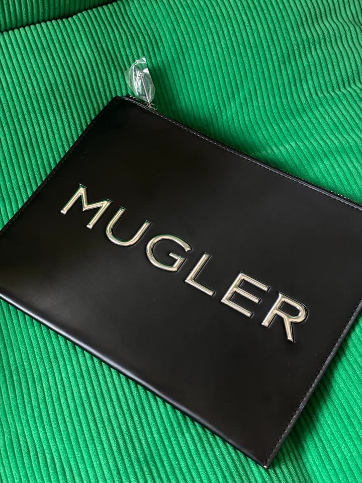 Crna kozmetička torbica Mugler