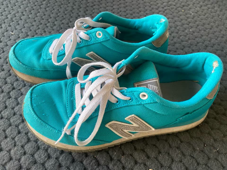 Оригинальные New Balance 501, размер 39