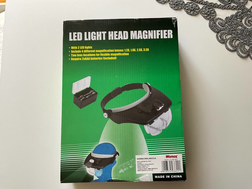 čeona lupa sa LED osvetljenjem