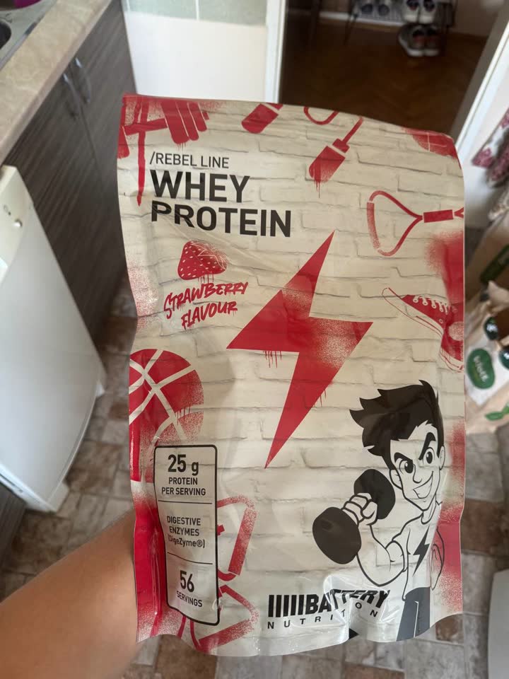 Protein Rebel Line 1800g jagoda