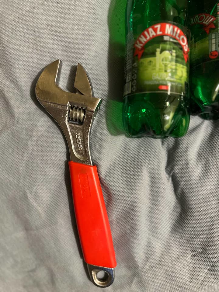 Podesivi ključ 8”