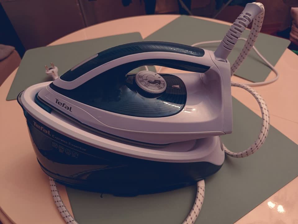 Утюг/паровая станция Tefal SV6116E0