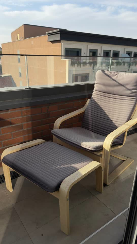 Отличное удобное кресло IKEA