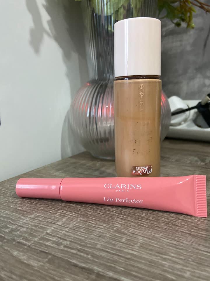 Отдам флюид Catrice и блеск Clarins