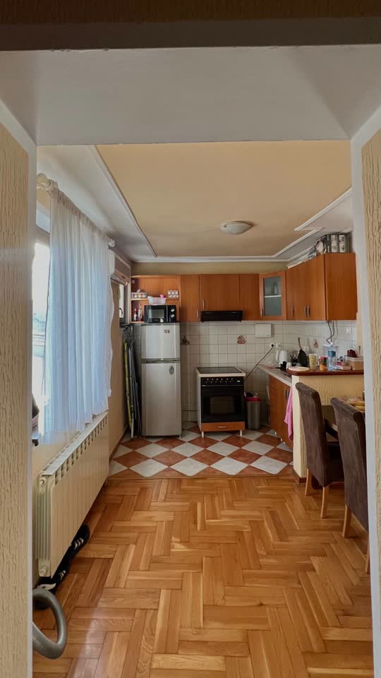 Сдам 3-комнатную квартиру в центре, Bulevar Kralja Aleksandra 199А