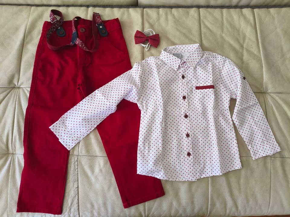 Elegantno odelo za dečaka