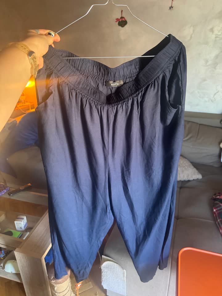 Lagane pantalone od viskoze