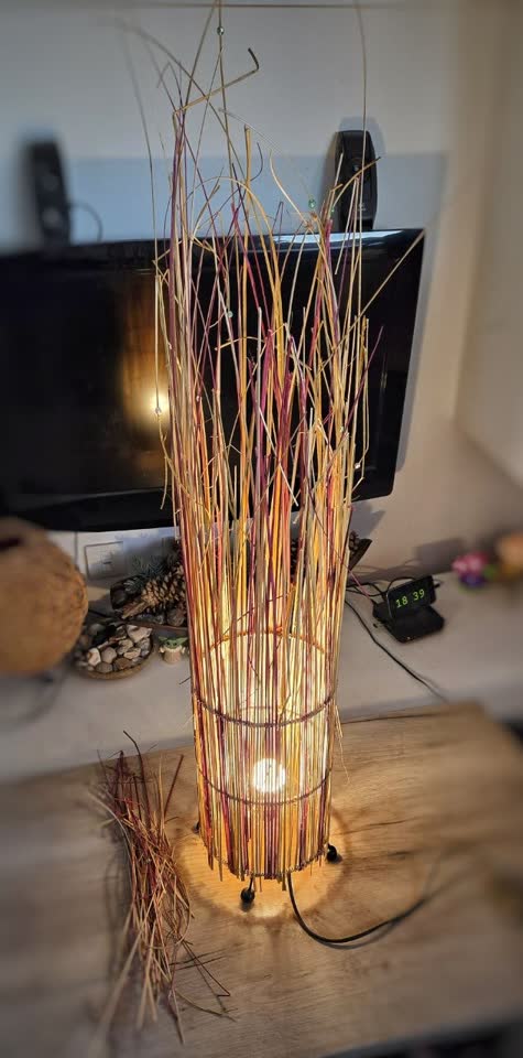 Dekorativna lampa