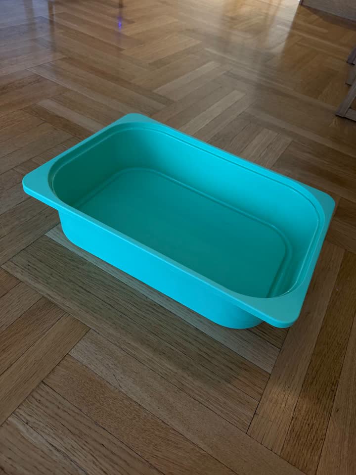 IKEA kutije i klizač za kupanje