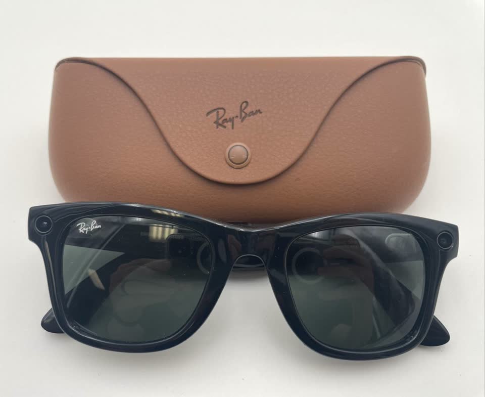 Продам очки с камерами Rayban Meta Wayfarer