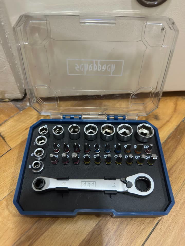 Set alata Erba i set bitova i nasadnih nastavaka Scheppach SCH-2311-5