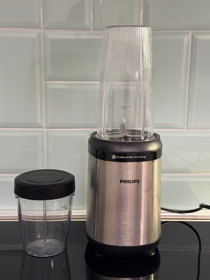 Blender Philips HR 2766 stanje idealno 40€