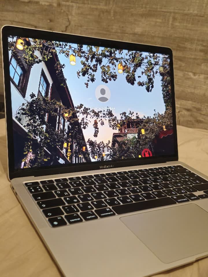 MacBook Air M1 2020