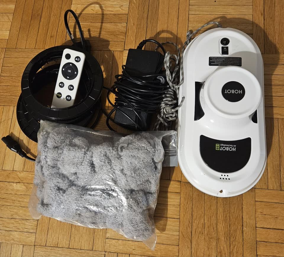 Продам робот для мытья окон Honor AI-Technology 188