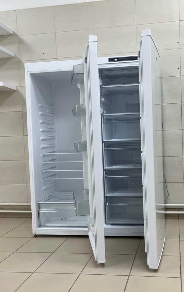 Продам холодильник и морозилку