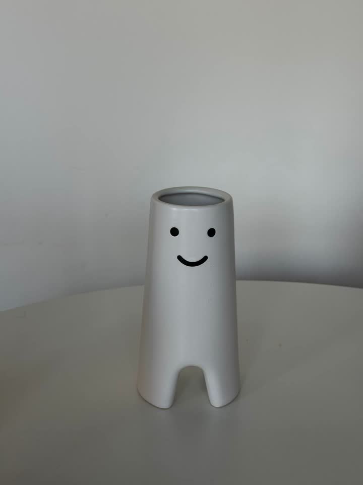 Вазы IKEA FRÖVAXT и IKEA KONSTFULL