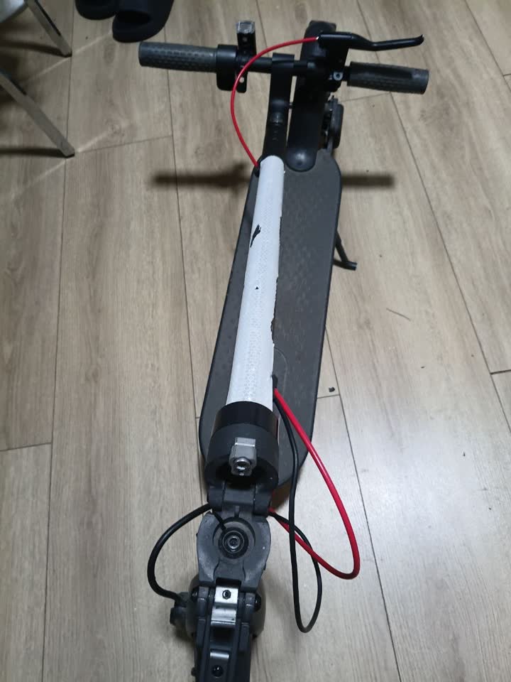 Prodajem Xiaomi Mi trotinet