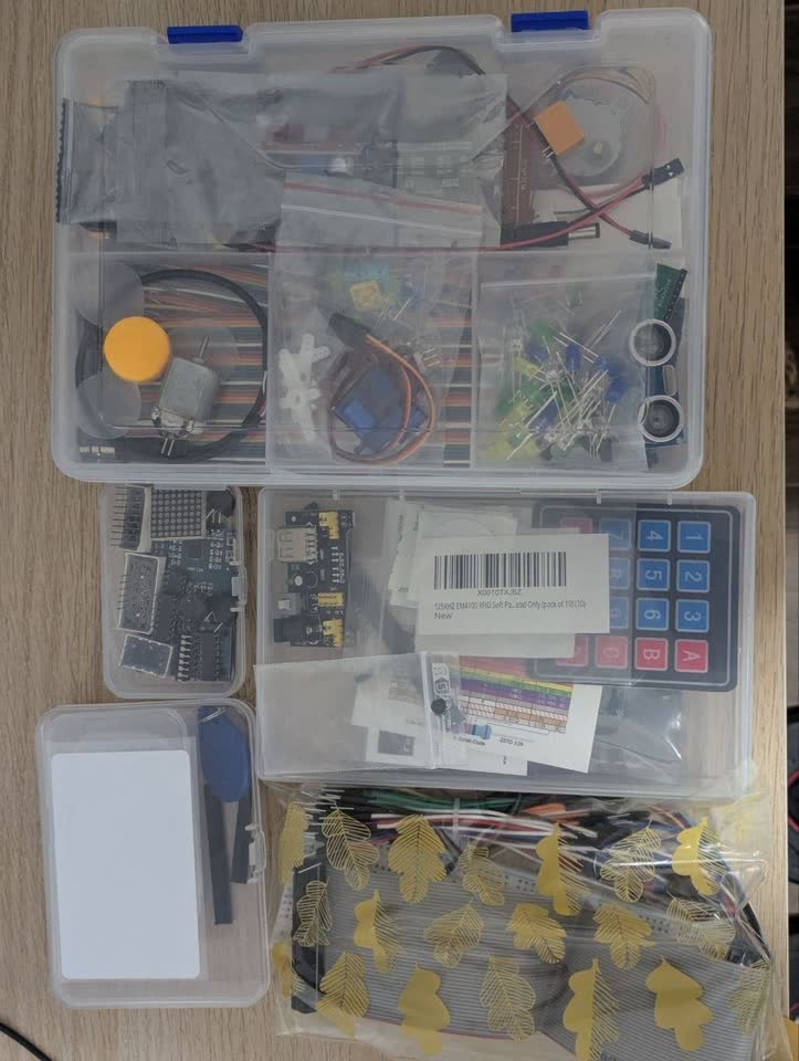 Komplet za projekte sa Raspberry Pi od Freenove