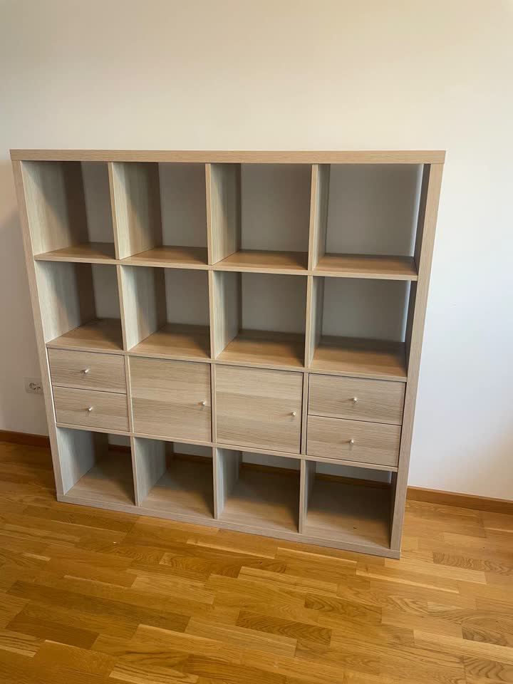 IKEA KALLAX polića 4x4 sa vratancima i fiokama