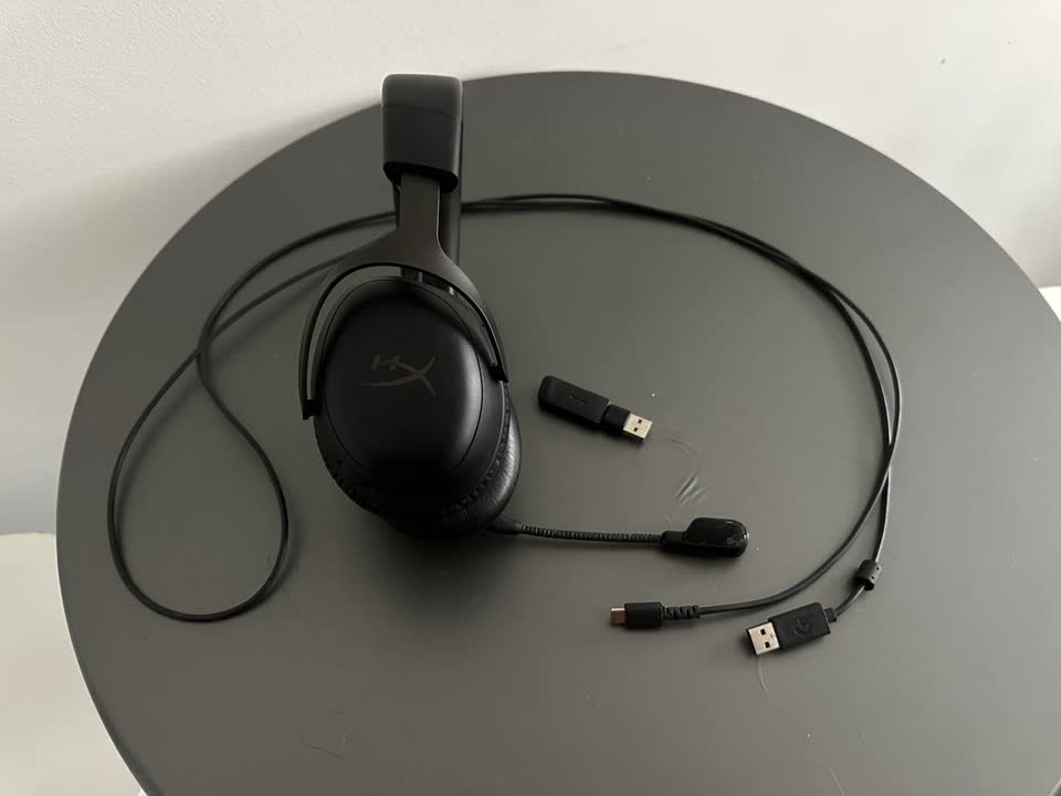 Bežične gejmerske slušalice HyperX Cloud III Black Wireless