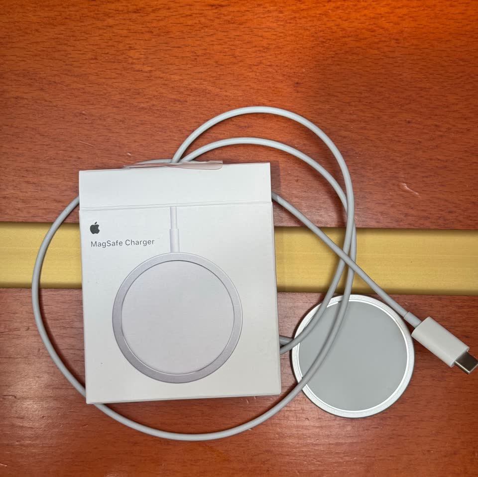 Bežični punjač Apple