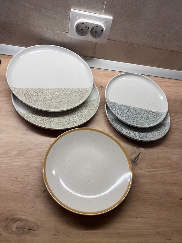 Prodajem posuđe Ikea i još ponešto