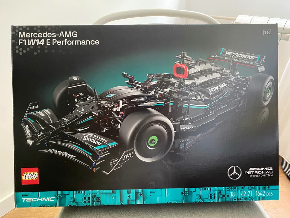 Lego set with the Mercedes Formula 1 team car
