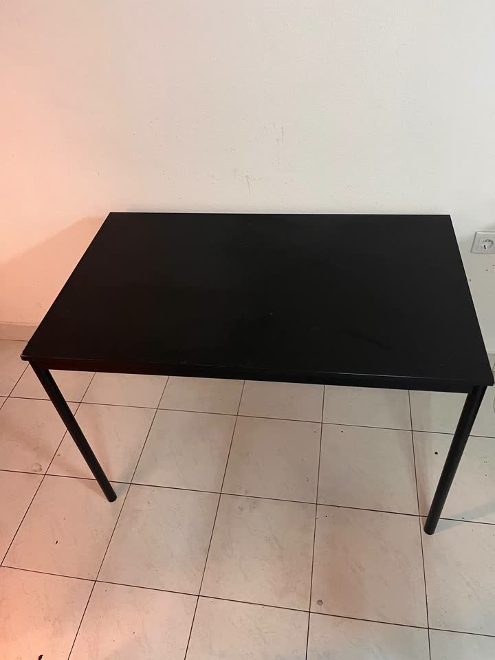 Prodajem IKEA sto