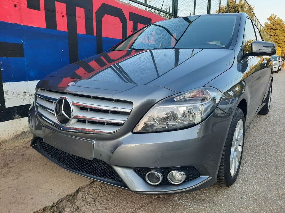 Mercedes-Benz B-Class 2013