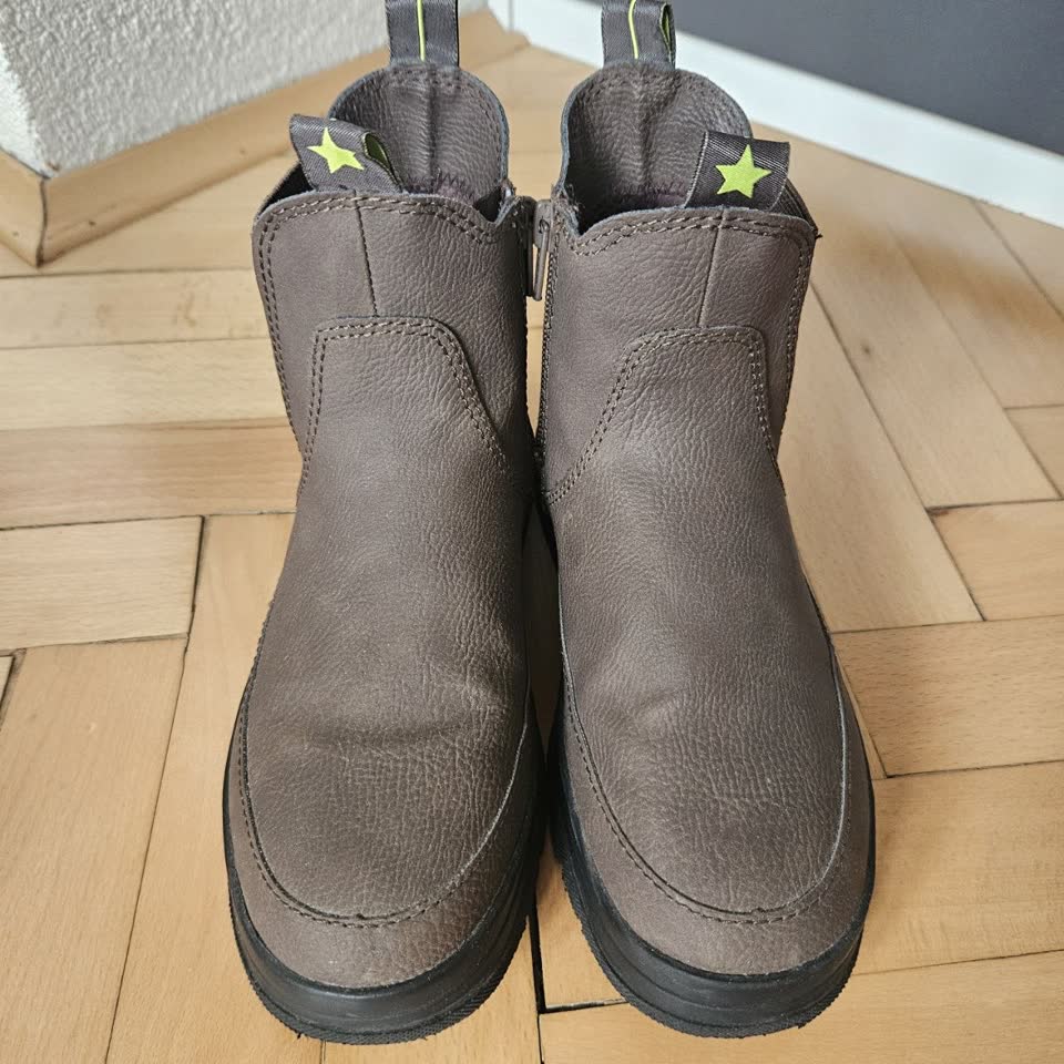 Zara čizme broj 34 (21,5 cm)