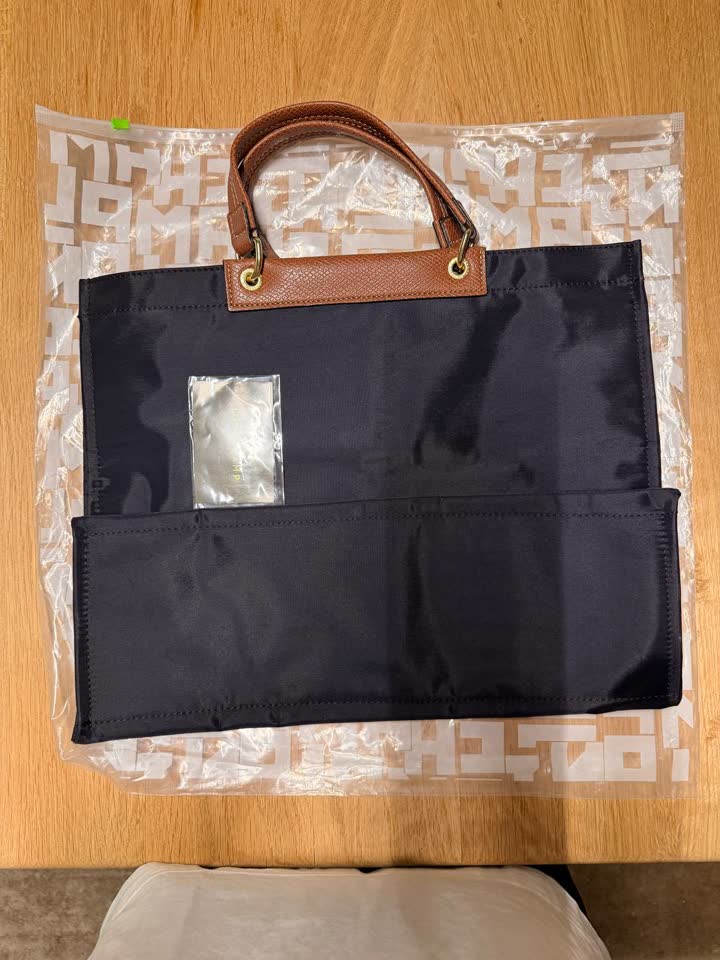 Prodajem torbu Longchamp