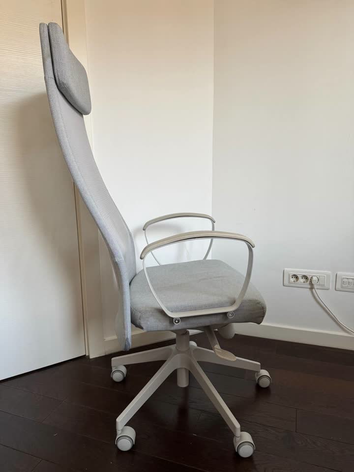 Офисное кресло IKEA MARKUS