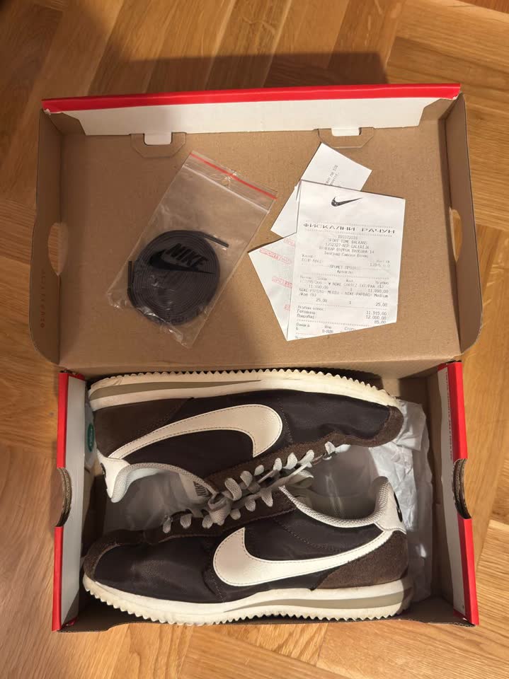 Prodajem patike Nike Cortez Textile