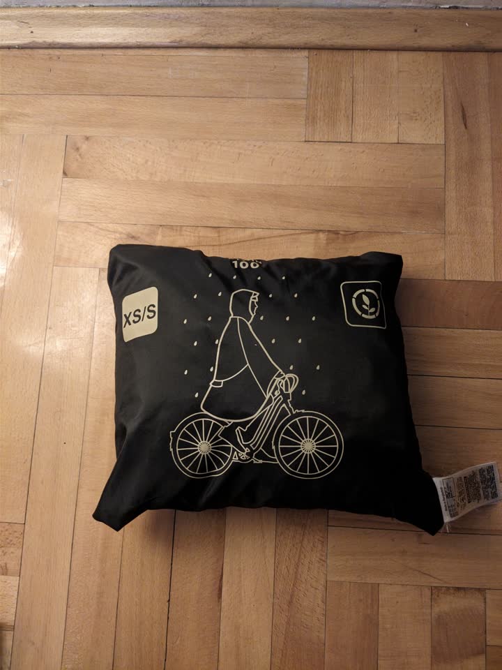 Дождевик для велосипеда из Decathlon