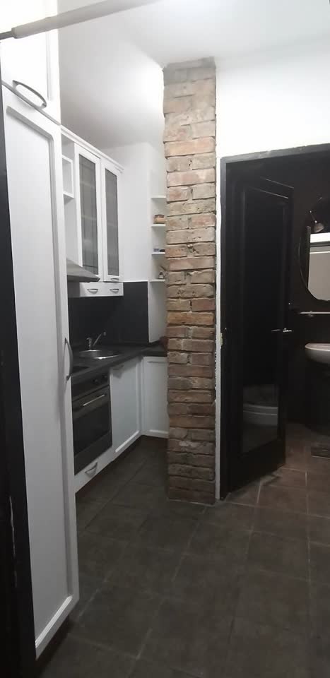 Iznajmljuje se 1,5-sobni stan, Vračar, 33 m²