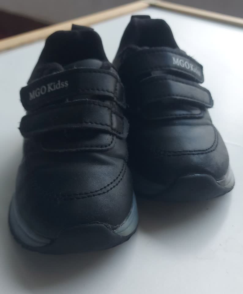 Patike koje svetle