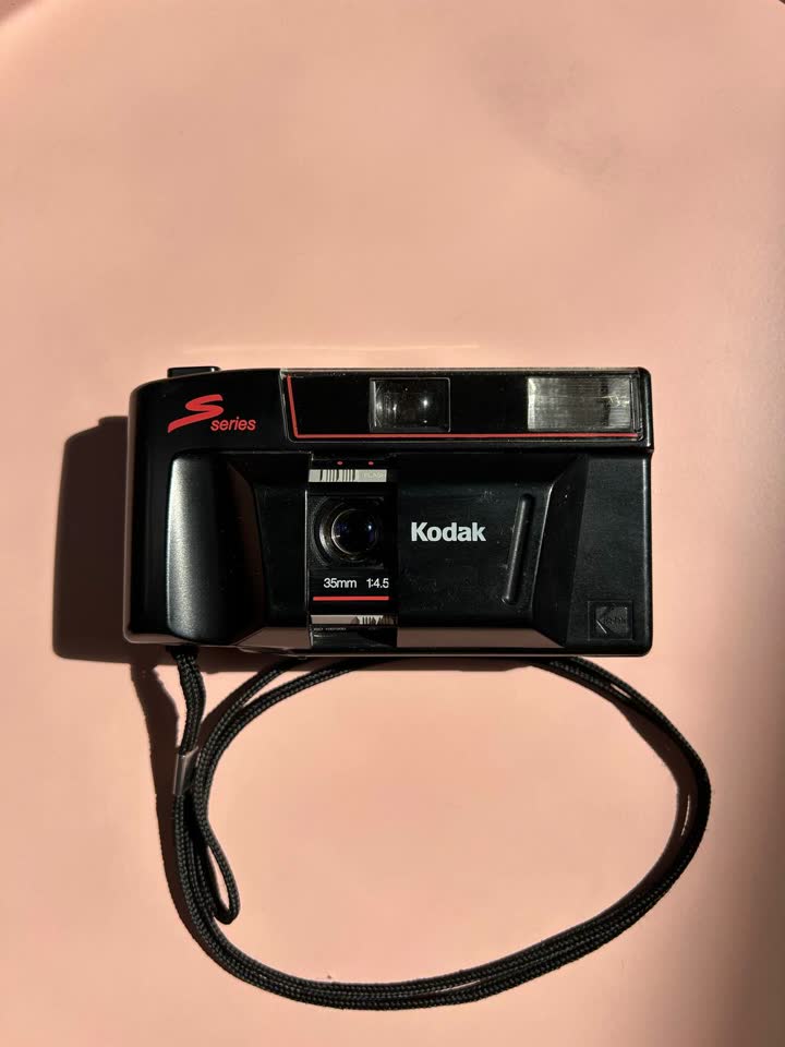 Продам фотоаппарат Kodak S100 EF - 35mm