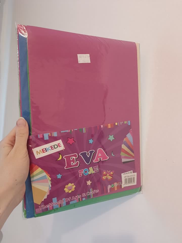 Poklanjam set šarenog penokartona