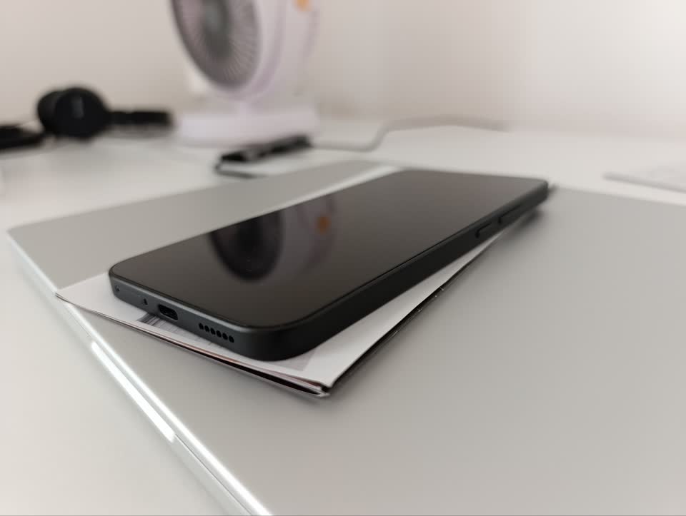 Pametni telefon Xiaomi 15T