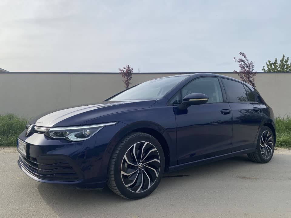 Volkswagen Golf 8 1.5 eTSI DSG