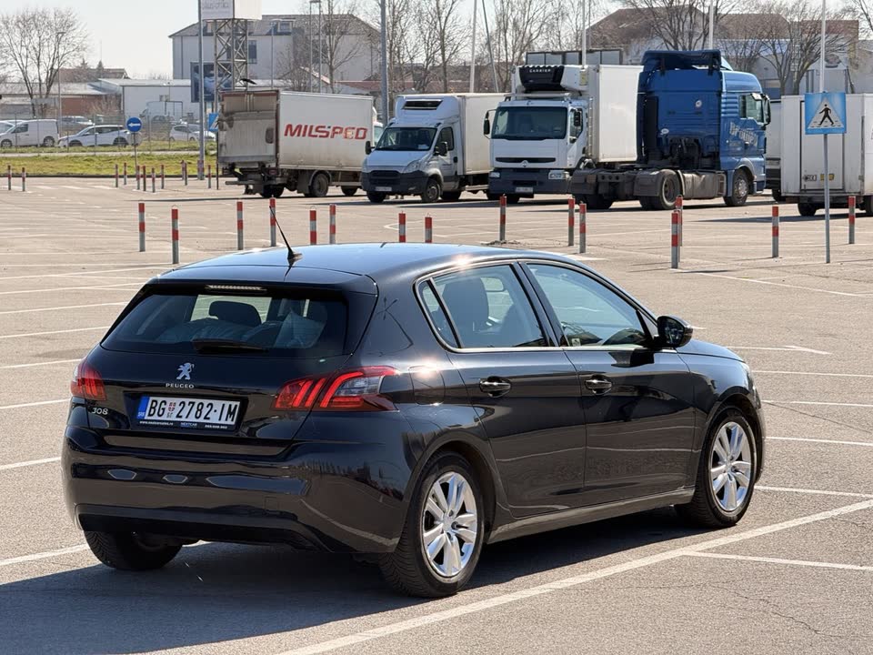 Peugeot 308 1.2 Turbo 2018