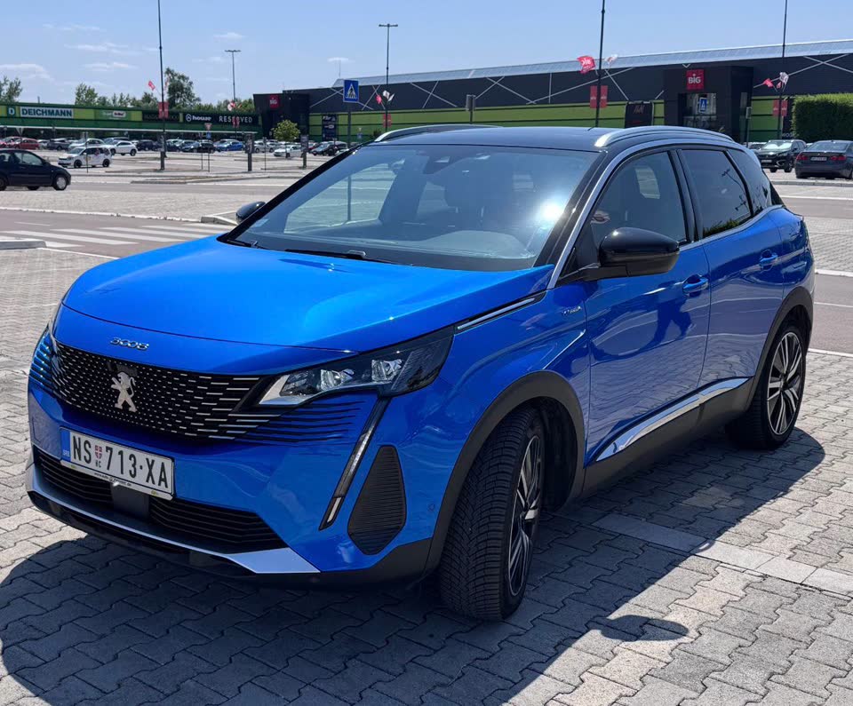 Peugeot 3008 SUV Plug-In Hybrid 2021