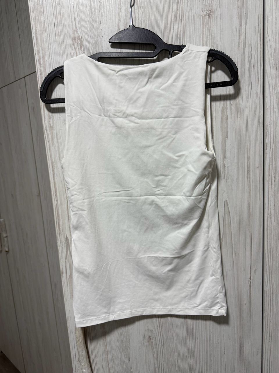 Продажа майки, футболки и брюк Zara / Women's Secret