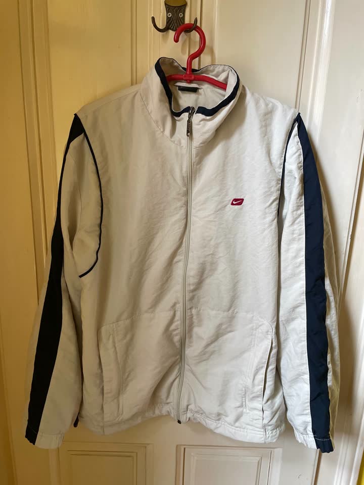 Nike jacket (M)