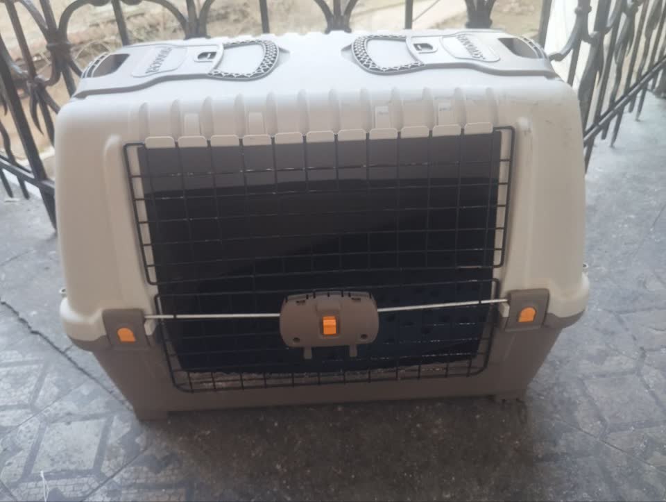 Skudo Car 90 – Siguran i Udoban Transporter za Pse