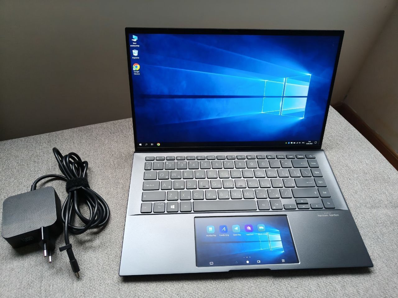 ASUS ZenBook UX435EG