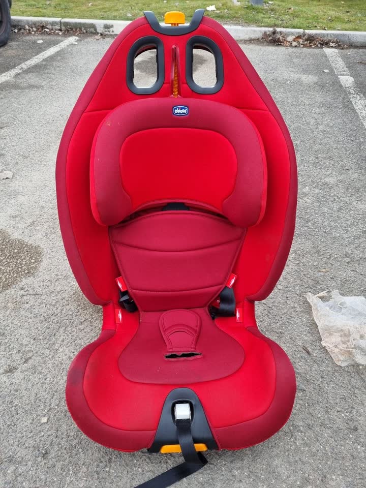 Детское авто кресло Chicco