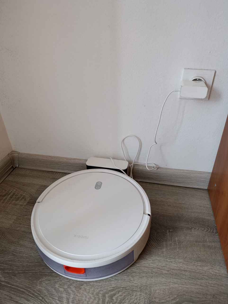 Robot-usisivač Xiaomi Robot Vacuum E10