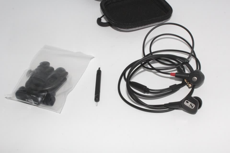 Продам наушники IEM - внутриканальные